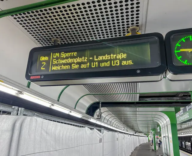 Nach umfangreichen Modernisierungsarbeiten fährt die Linie U4 wieder zwischen Landstraße und Schwedenplatz.  | Foto: zVg