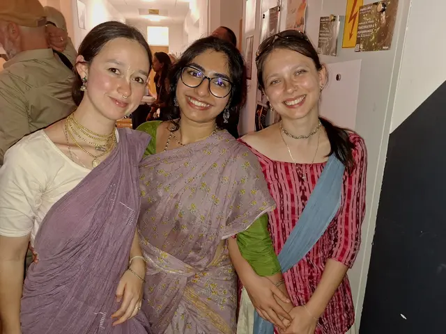 Das Kirtan Festival in der Linzer Sonnenstein-Loft zeigte einmal mehr, dass überNationen und  Religionen hinweg ein friedliches Miteinander möglich ist. | Foto: Robert Zinterhof