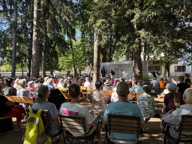 Salzburger Straßentheater: Gespielt wird noch bis 2. August 2026. Insgesamt stehen dann 42 Vorstellungen auf dem Programm. | Foto: SKV/Verena Resch