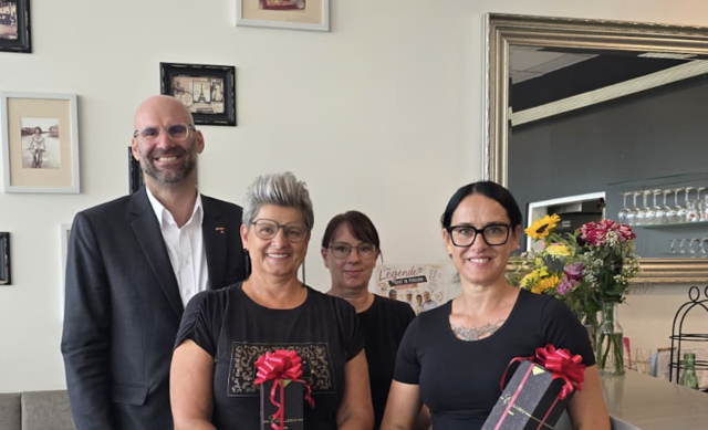 Die Wirtschaftskammer St. Veit gratulierte zur erfolgreichen Betriebsübergabe im Café Reichmann in St. Veit.  | Foto: WKK St. Veit