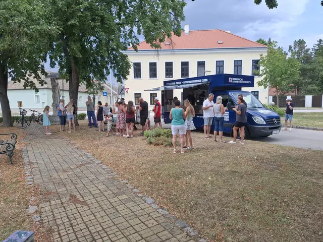 Treffpunkt am Sonnberger Hauptplatz beim FPÖ-Foodtruck. | Foto: FPÖ Hollabrunn