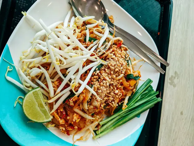 Auch klassisches Pad Thai kann man im Thailanna genießen. | Foto: Pexels