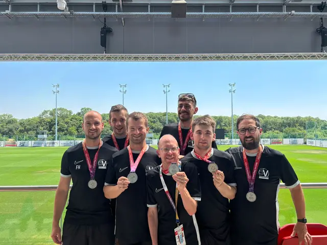 Das erfolgreiche Fußball-Team freut sich bei den Special Olympics in Wien über den zweiten Platz hinter Vorarlberg.


 | Foto: SV Anthering Unified Team