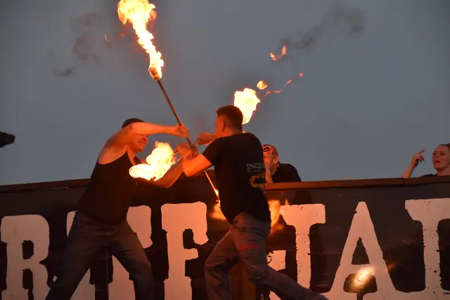 Ein Höhepunkt war eine tolle Feuershow. | Foto: MeinBezirk/Michael Strini