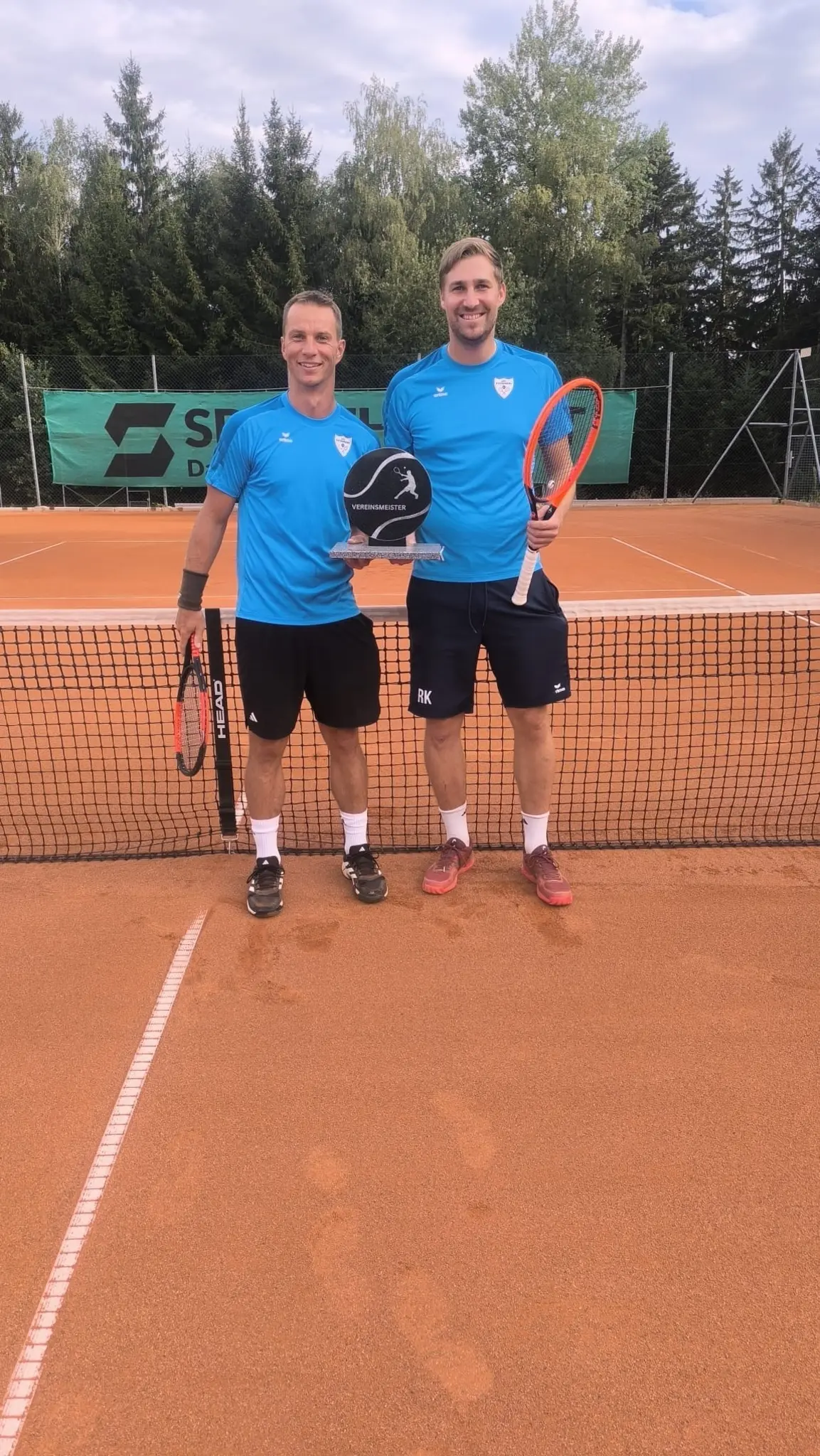 Vereinsmeisterschaft: Vizebürgermeister holt sich Tennis-Titel in ...
