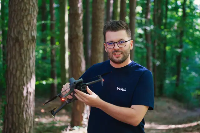 Manuel Gruber hat sich in Feldkirchen bei Graz mit drohnenbasierter Geodatenerfassung selbstständig gemacht. | Foto: VISUS Luftbild