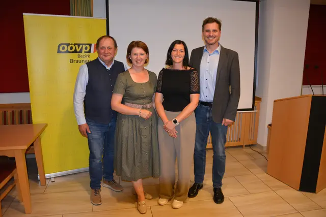 Bgm. Josef Lasser, LR Michaela Langer-Weninger, GPO Petra Höcketstaller und Vzbgm. Werner Gmailbauer. | Foto: OÖVP Bezirk Braunau