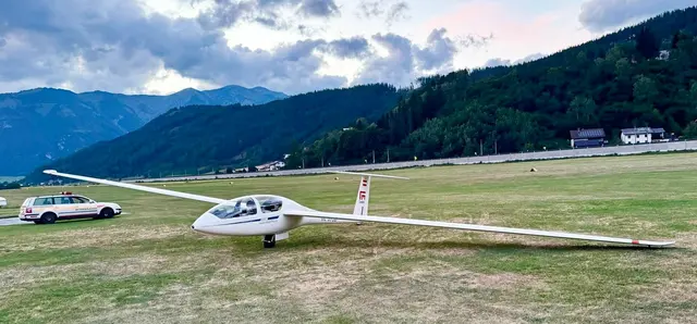 Die Schulung für den Flugzeugschlepp beginnt im Doppelsitzer. | Foto: Alpine-Sportflieger-Club Leoben