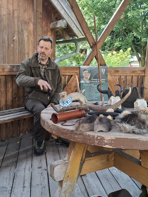 Jagd in Verbindung mit Natur wurde anschaulich erklärt.  | Foto: G.Steiner