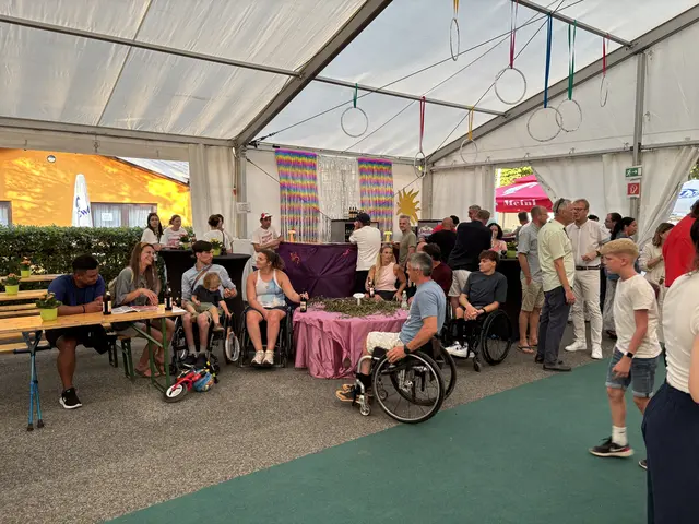 Viele Spieler waren bei der Auslosung live dabei. | Foto: Daniel Schmidt