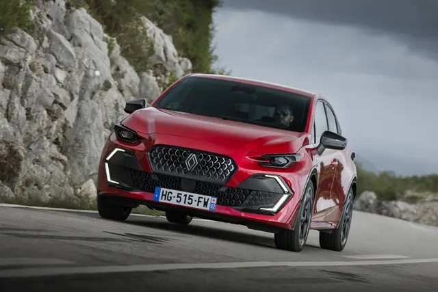 Mit 17 Millionen Stück ist der Renault Clio das meistverkaufte französische Auto aller Zeiten, das Basismodell startet bei 19.990 Euro. | Foto: Renault
