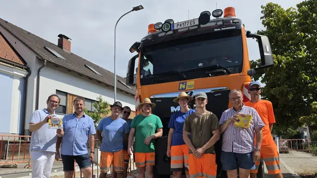 Gemeinsam mit örtlichen Funktionärinnen und Funktionären wurden mehrere Baustellen der Straßenmeistereien besucht. | Foto: Christoph Fürnkranz