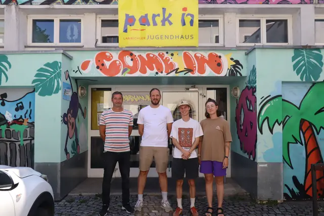 Das Park In Jugendhaus feiert heuer 50 Jahre: Markus Neufeind, Leiter des Jugendhaus Park In Hall und sein Team haben für die Jugendlichen immer ein offenes Ohr. | Foto: Kendlbacher