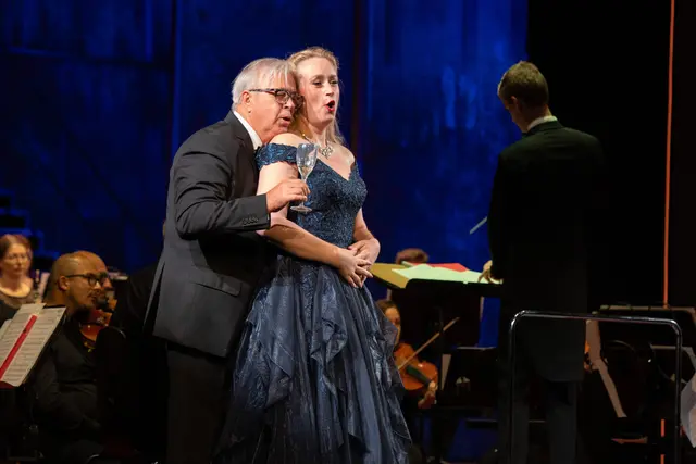 Galakonzert mit Herbert Lippert, Carina Tybjerg Madsen und dem Franz Lehár-Orchester. | Foto: Foto Hofer