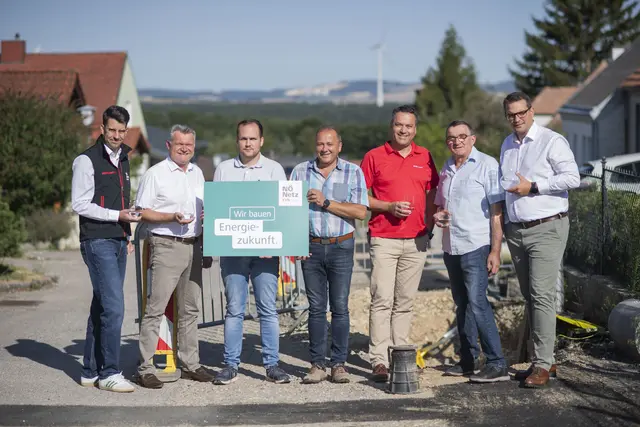 In Ladendorf werden derzeit Wasser- und Stromleitungen gleichzeitig erneuert. Die koordinierte Umsetzung spart Zeit und reduziert die Belastung für die Bevölkerung. | Foto: Matejschek