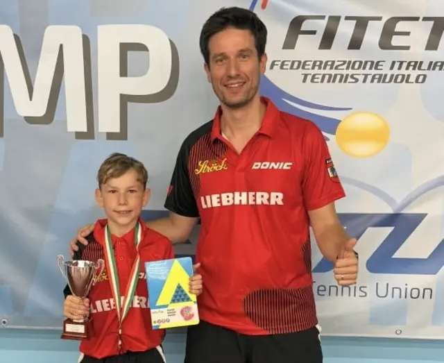 Valentin Zittmayr mit Landestrainer Domenico Colucci. | Foto: Colucci