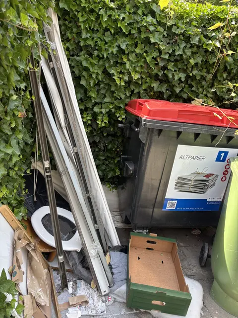 Laut FPÖ-Gemeinderat Zeljko Malesevic häufen sich die Beschwerden über Müllprobleme in der Kopernikusstraße. | Foto: Malesevic/privat