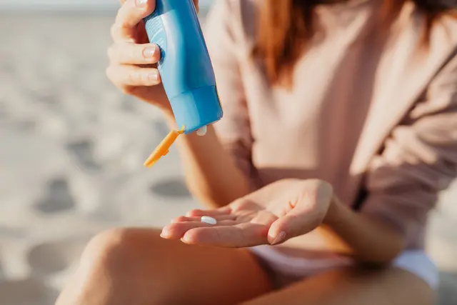 Sonnencreme schützt die Haut vor schädlicher UV-Strahlung. | Foto: pexels / https://kaboompics.com/