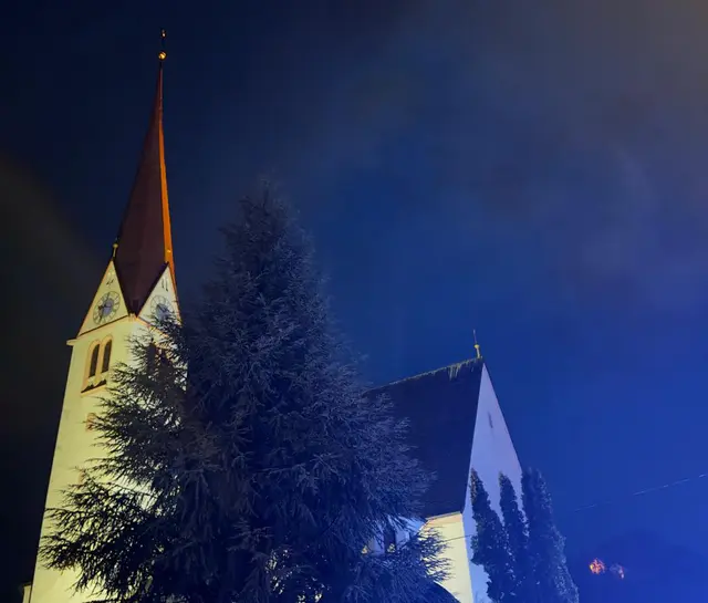 Ein Anrainer meldete den Blitzeinschlag gegen 21:15 Uhr.  | Foto: ZOOM.Tirol