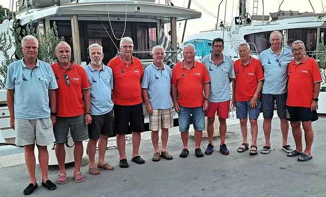 Die Alpenmarine-Crew: Herwig Engl, Manfred Rindler, Wolfgang Schindler, Sigi Seirer, Hans-Peter Brandstätter, Sigi Kräuter, Harald Seirer, Josef Sumann, Manfred Virgolini und Sigi Hernler (von links).
 | Foto: Privat
