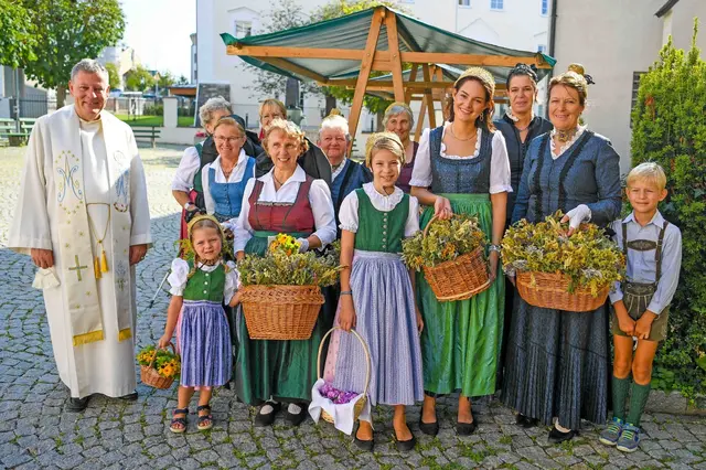 Foto: Goldhauben- und Kopftuchgruppe Gmunden