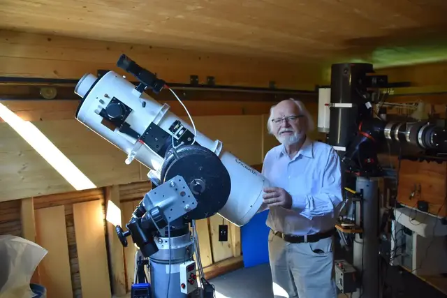 Hobbyastronom Franz Klauser aus Puchenstuben: "Eine so starke partielle Sonnenfinsternis erlebt man nicht alle Tage!" | Foto: Roland Mayr/MeinBezirk Scheibbs