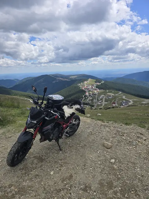 Die Honda CB750 Hornet mit dem Namen „Yasu“ meisterte die gesamte Strecke ohne technische Probleme. | Foto: Bartl