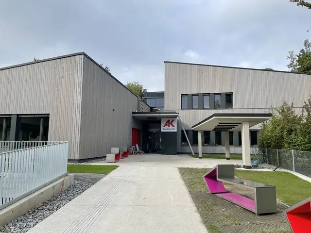Das Gebäude der Arbeiterkammer Ried in der Roseggerstraße. | Foto: MeinBezirk