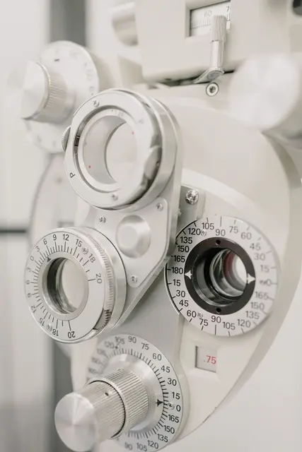 as Landesklinikum Mistelbach-Gänserndorf freut sich über die Berufung von Prim. Prof. Sebastian Waldstein in die Führung der Österreichischen Ophthalmologischen Gesellschaft. (Symbolfoto)  | Foto: pexels / Ksenia Chernaya