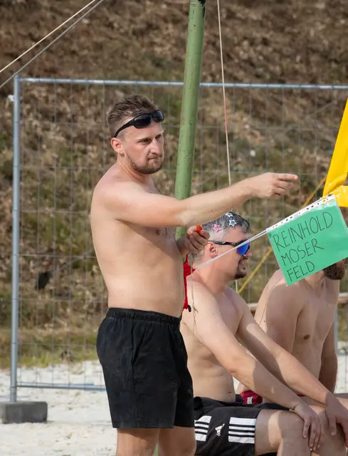 Schiri am Reinhold-Moser-Feld: Die Courts wurden diesmal nach ehemaligen Obmännern benannt. | Foto: VC Esternberg