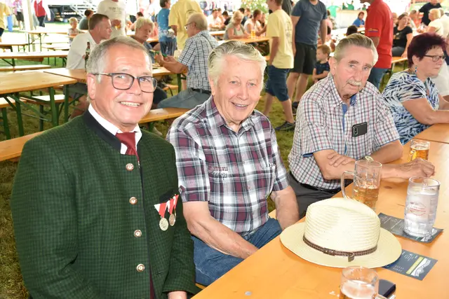 Strudengauer Volksfest und Messe.  | Foto: Zinterhof