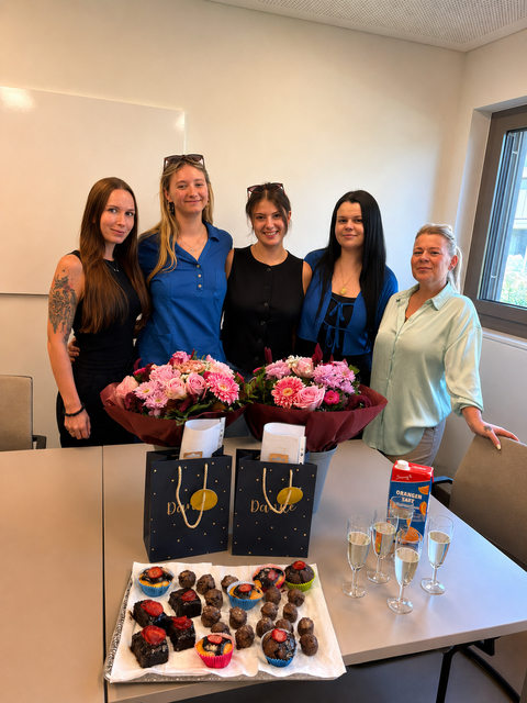 v.l.n.r Managerin Alltagsbegleitung und Ehrenamt Jasmin Weiner, FSJ Sophia Bellak, FSJ Leonie Pechek, Alltagsbegleitung Hristina Dzemailoska, Pflegedirektorin Sandra Lechner. | Foto: PBZ Himberg