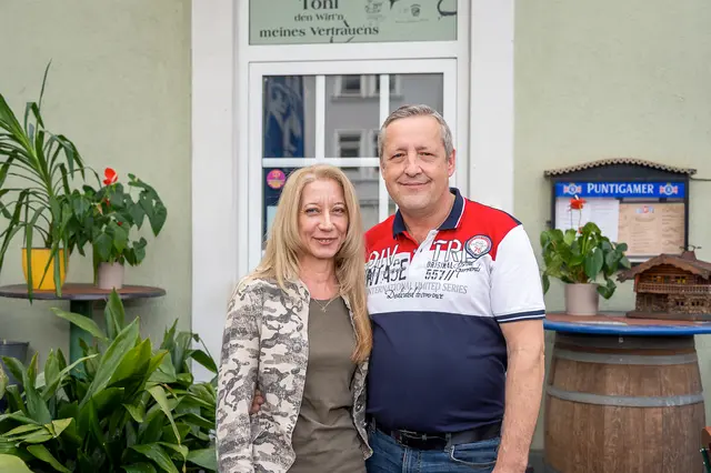 Petra und Toni Hirzbauer führen seit 2005 das Gasthaus Hofstätter. | Foto: Privat