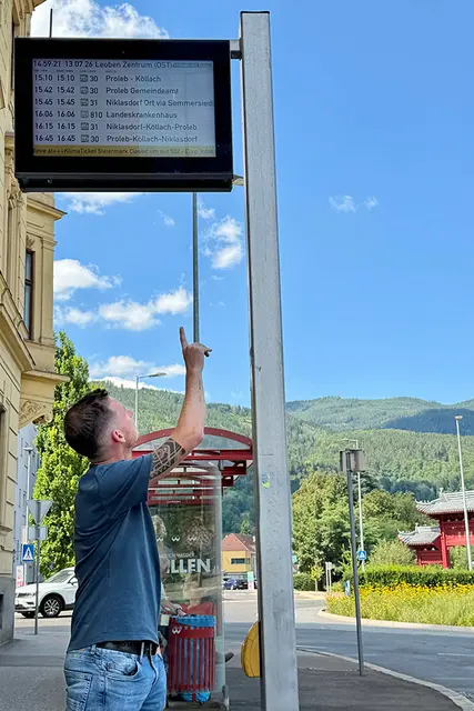 Enttäuschung und Verärgerung herrschen bei Niklasdorfer-Buspassagieren aus der Sommersiedlung sowie bei jenen aus Proleb-Köllach. Bis 16 Uhr fährt der Bus nicht mehr im herkömmlichen Halbstundentakt, sondern nur mehr einmal stündlich.  | Foto: leopress