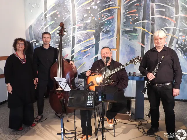 Das Prager „Swing Trio“ gastiert am 15. August in der Kapelle Reingers. | Foto: Foto: zVg