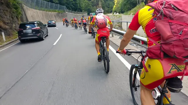 Gefahrenstellen für Radfahrer gibt es im Gegendtal mehr als genug. Der Radclub Feld am See startet nun mit einer Petition. | Foto: Norbert Unterköfler