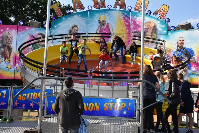 Strudengauer Volksfest und Messe.  | Foto: Zinterhof