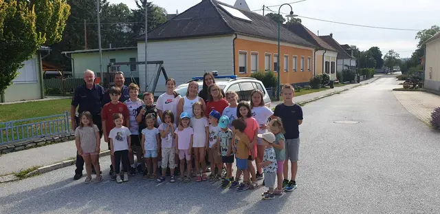 Mit der Polizei ging es um die Sicherheit. | Foto: Gerhard Klepits