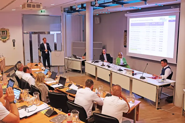 Ende Juni fasste der Gemeinderat der Stadt Bruck an der Mur den Beschluss, als erste steirische Stadt ein sektorales Bettelverbot einzuführen. | Foto: Stadt Bruck