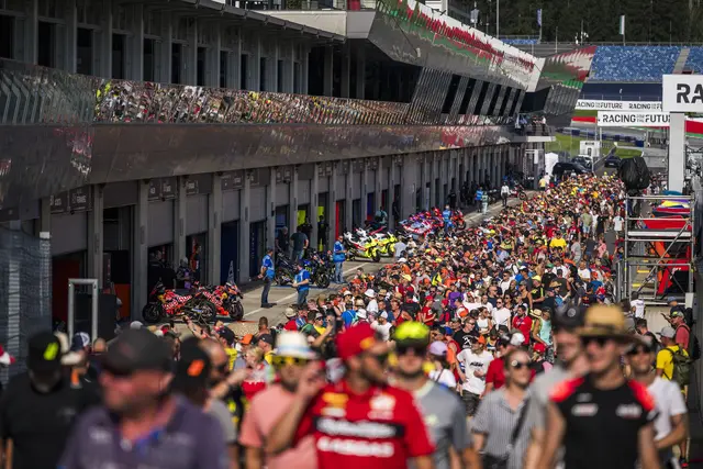 Beim Public Pit Lane Walk gibt es Einblicke.