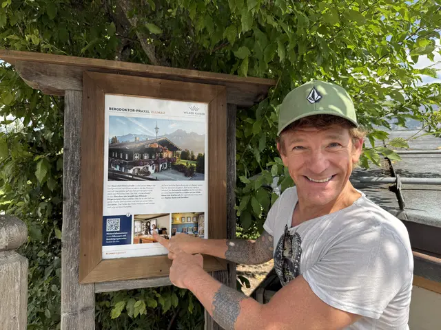 Knoll heftete sich an die Fersen des Bergdoktors. | Foto: Hitradio Ö3/Denise Wurz