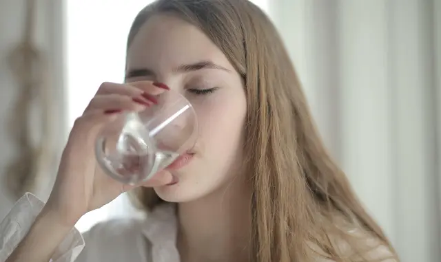 Am Montag, 10. August, wird eine neue Wasserprobe genommen. Am Dienstag soll feststehen, ob die Trinkwasserversorgung wieder unbedenklich ist. | Foto: Pexels