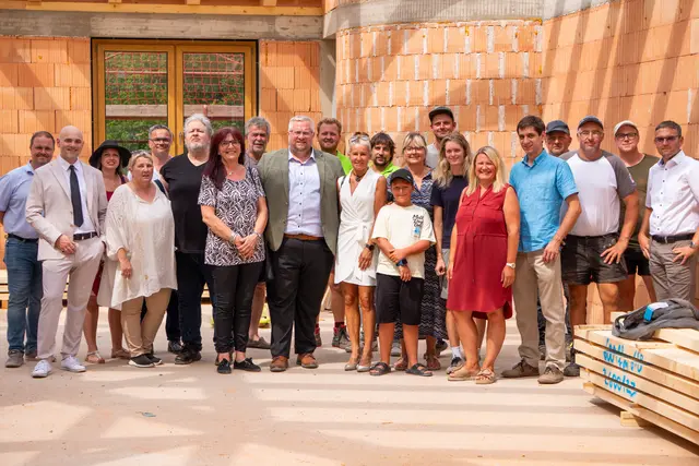 Mit der Gleichenfeier am 6. August 2026 wurde ein weiterer wichtiger Meilenstein beim Neubau des Gemeindehauses Altlengbach gefeiert.  | Foto: Marktgemeinde Altlengbach