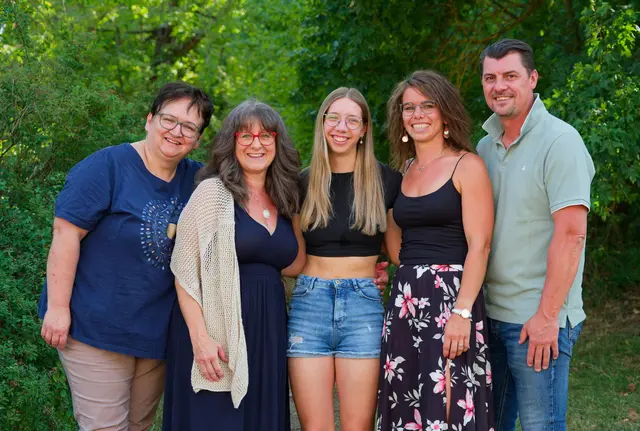 Carola Wögerer, Anita Talamas�Engel, Lara Fraißl, Claudia Wimmer und Rainer Hirschmann (v.l.)