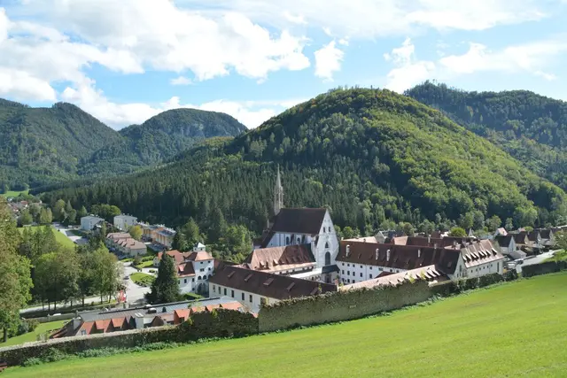 Einst diente die Kartause Gaming als Herberge für Mönche, heute übernachten hier vor allem Urlaubsgäste. | Foto: Roland Mayr/MeinBezirk Scheibbs