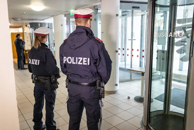 Die Polizei konnte eine Jugendbande ausforschen, die in Wels-Land durch Straftaten einen Gesamtschaden im siebenstelligen Millionenbereich verursacht haben soll. | Foto: Team Fotokerschi/ Antonio Bayer