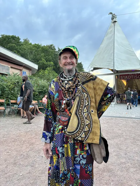 Viele Besucher kamen im passenden Style zum Musikfestival.  | Foto: MeinBezirk/Barbara Babonitsch-Diewald