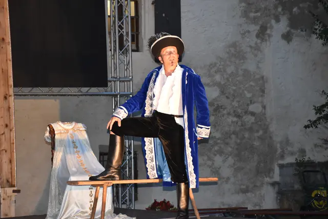 Michael Buchacher "Buzgi" als Paolo Santonino | Foto: MeinBezirk/Carmen Rienzner