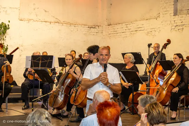Landtagsabgeordneter Otto Auer würdigte die Kulturangebote in Niederösterreich und diese Engagement im Musikbereich. | Foto: cine-motion.at / R. Ivanek