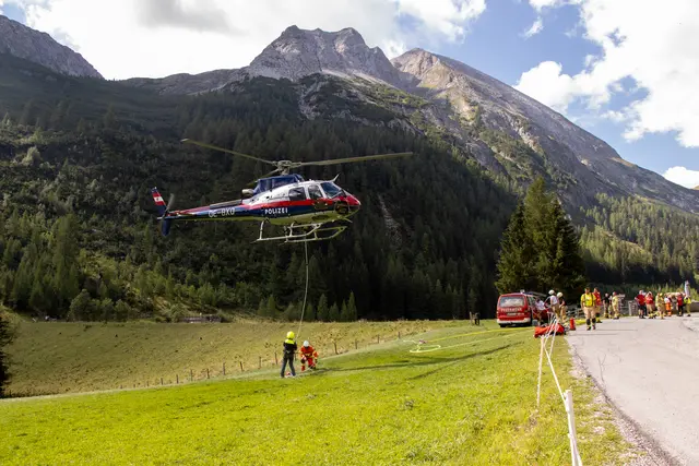 Beim Waldbrand in Zederhaus | Foto: BSBÖ OVI Keidel Thomas
